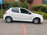 Peugeot 206+ Benzin 1,4 TÜV 08/2027 - Peugeot 206: 1.4