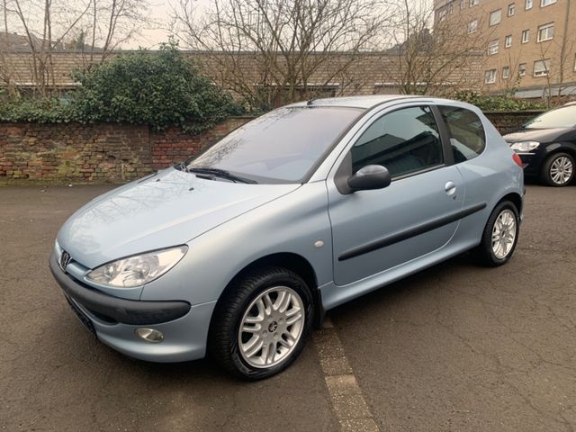 Peugeot 206 1.4 Premium*AUTOMATIK*E-FENSTER*TÜV NEU*