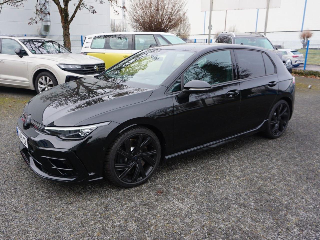 Volkswagen Golf VIII  2. TSI 245 kW 4Motion R Black Edition