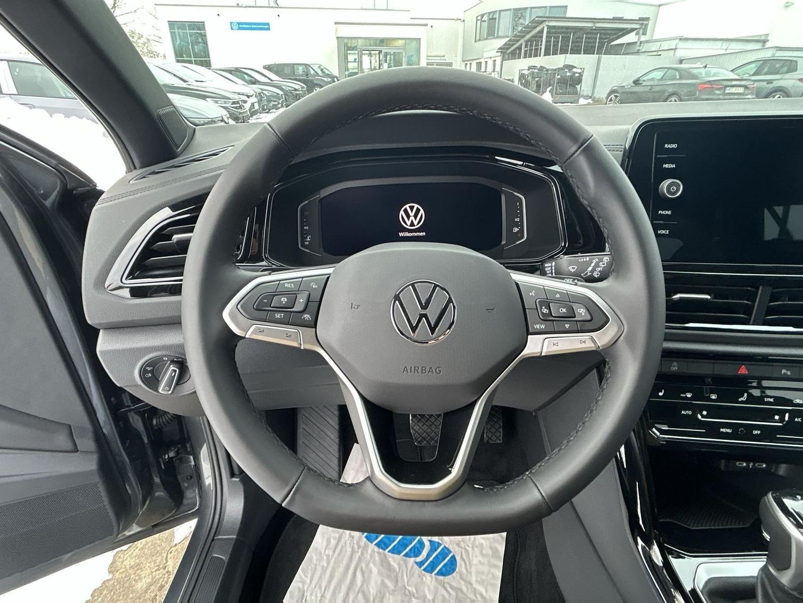 Volkswagen T-Roc 2.0 TDI DSG Style BlackStyle IQ.DRIVE AHK