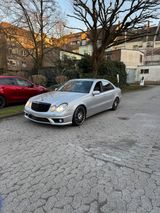 Mercedes-Benz W211 E500 Limousine Avant Garde M113 5L V8... - Mercedes-Benz E 500 aus 2002