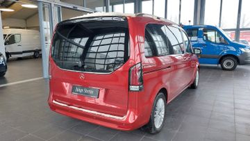 Mercedes V 220 - 4