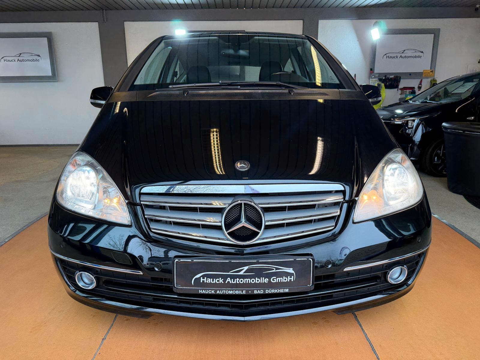 Mercedes-Benz A 180 Elegance / Teilleder / Automatik / Klima