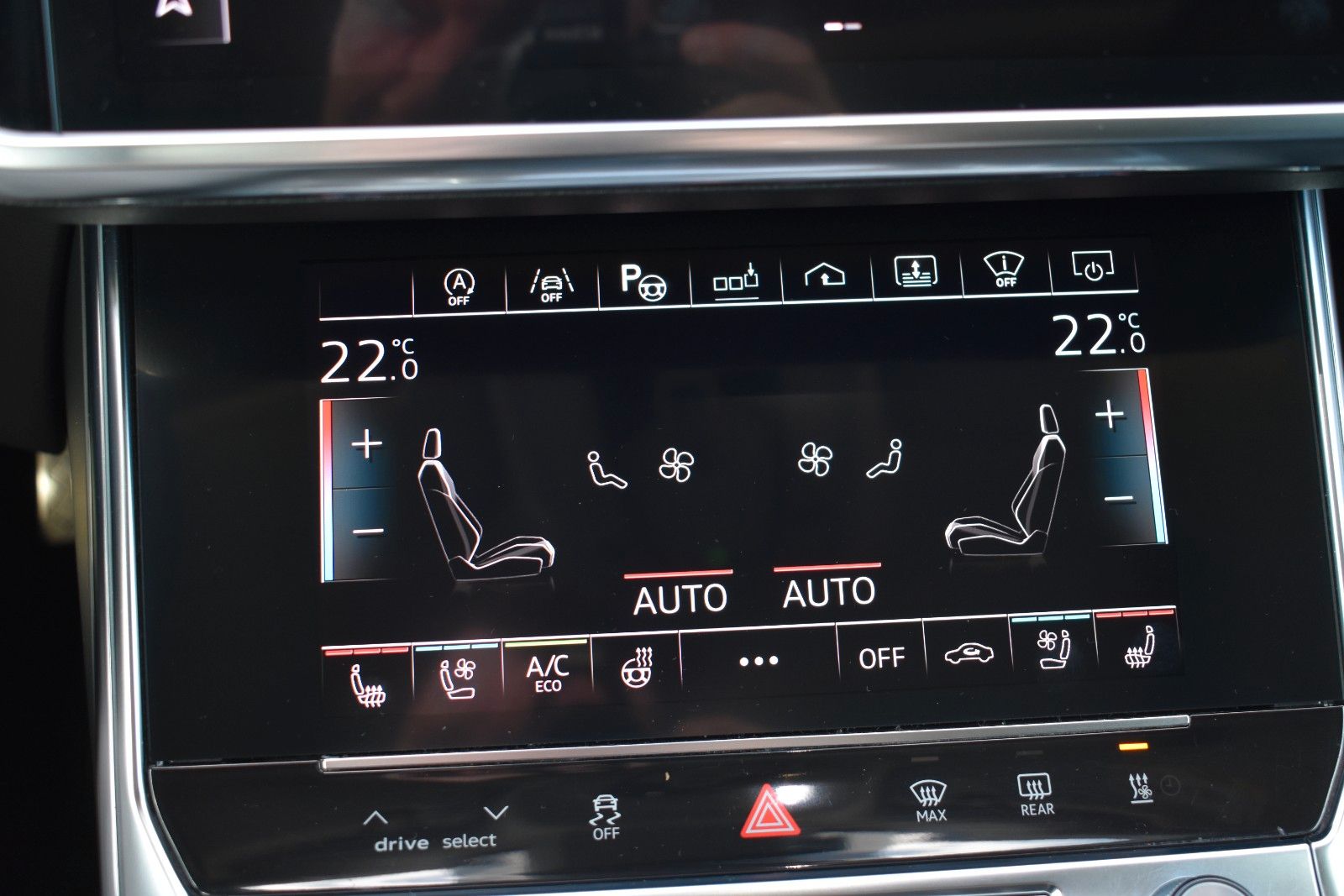 Fahrzeugabbildung Audi A6 55 TFSI quattro sport HUD Pano Standh. Nachts