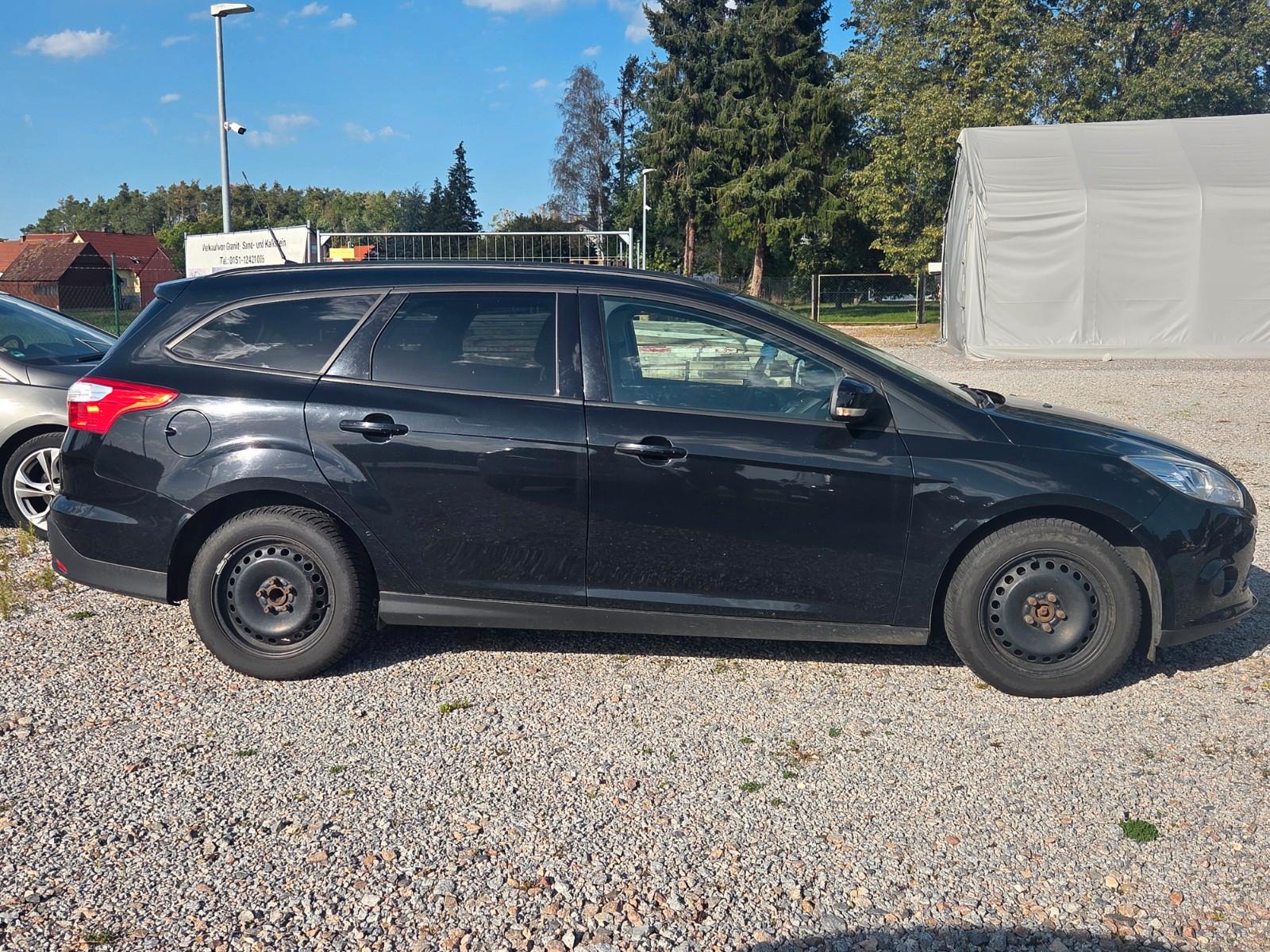 Ford Focus 2013 — engine 998 cm³, 125 HP (92kW)