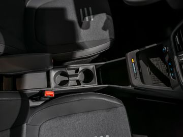 Ford Tourneo Courier Active Navi Kamera AHK Sitzhzg.