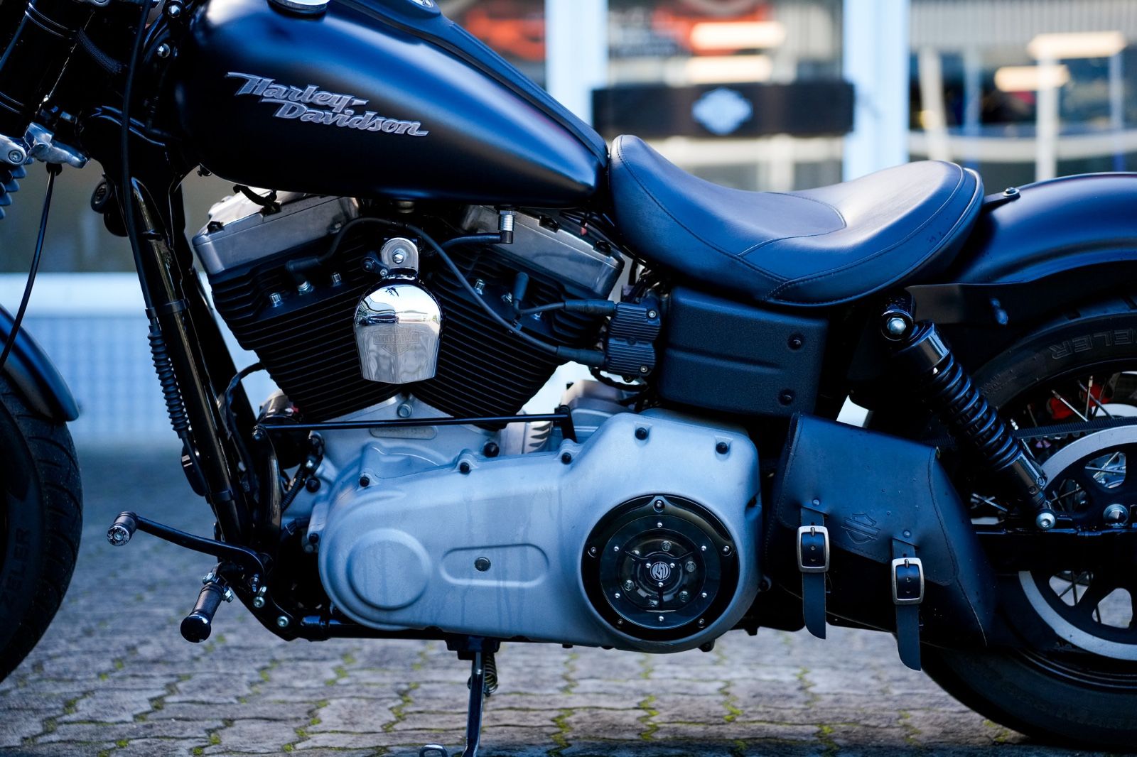 Fahrzeugabbildung Harley-Davidson FXDB Dyna Street Bob Twin Cam 96- Kesstech - Ape