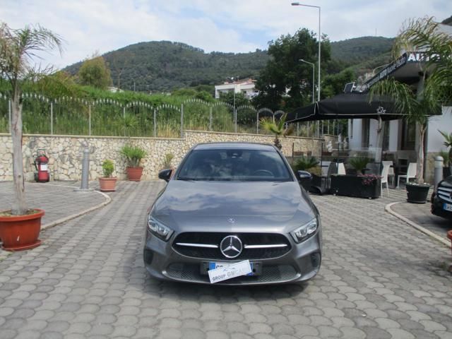 MERCEDES-BENZ MERCEDES-BENZ A 180 d Automatic Executive
