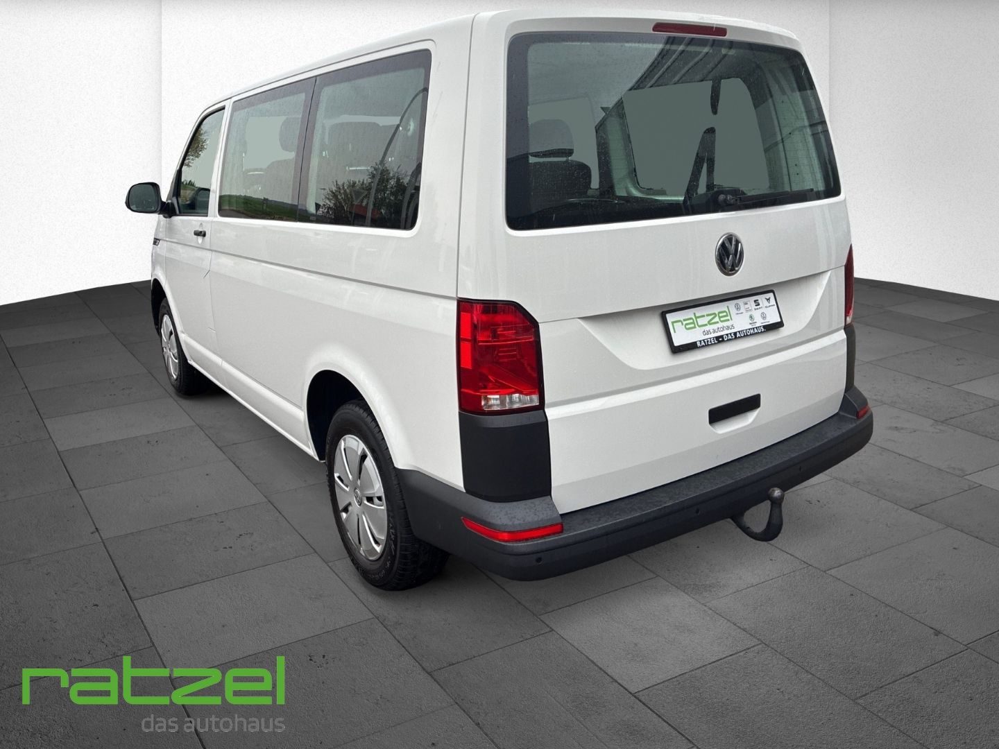 Fahrzeugabbildung Volkswagen T6.1 Kombi KR 2.0 TDI -Sitzer AHK DAB Notbremsas
