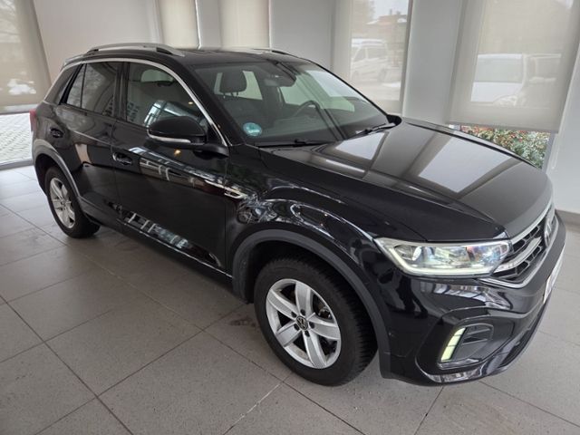 T-Roc R-Line 1.5 TSI DSG LED+ PANO KAM eHECK 18Z