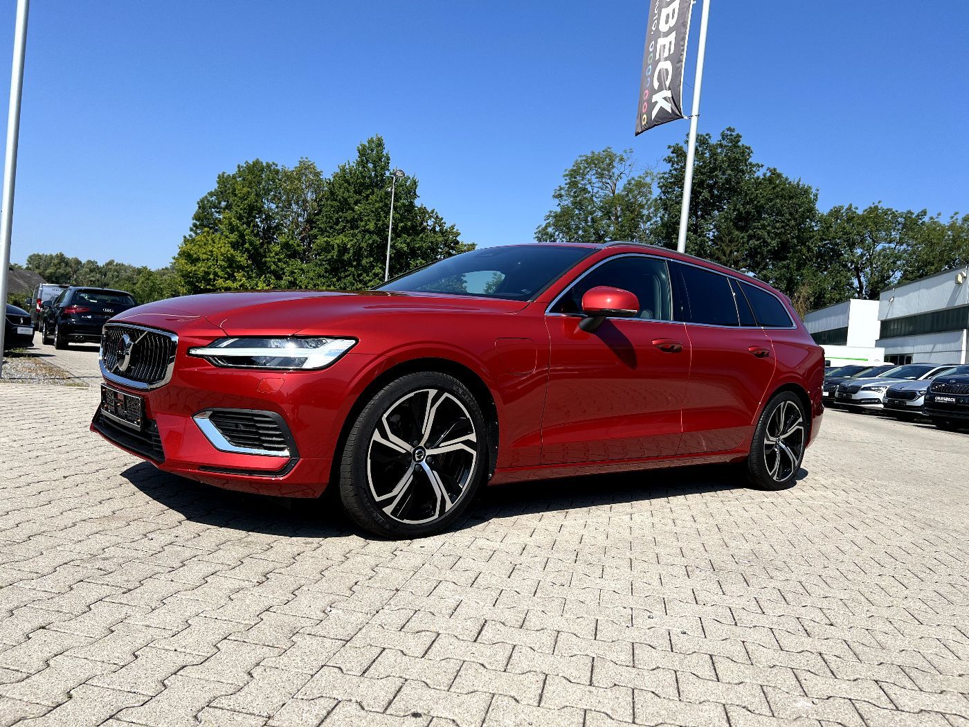 Volvo V60 Kombi Ultimate Bright Recharge LED Nav Leder