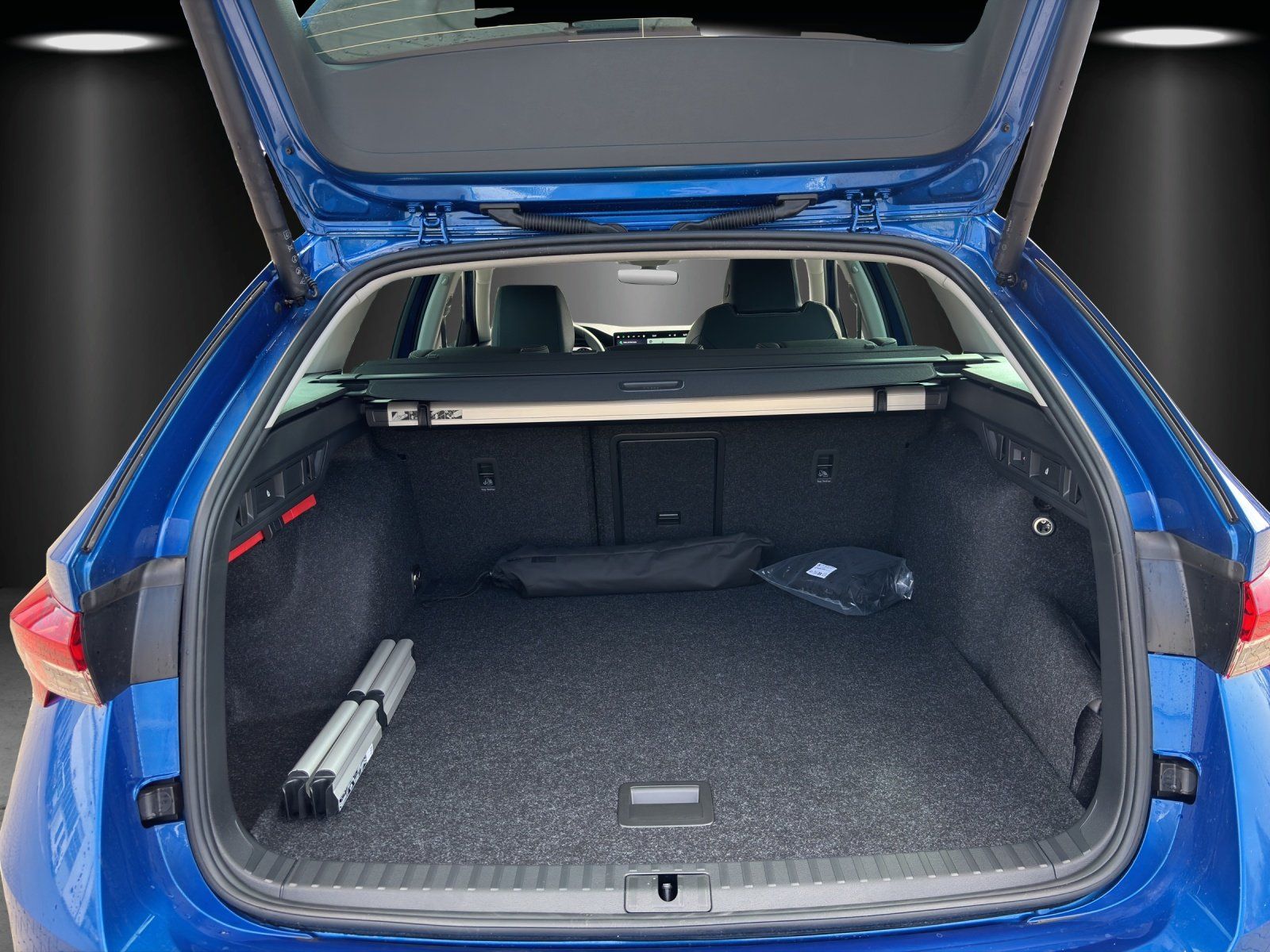 Fahrzeugabbildung SKODA Octavia Combi Balance 1,5 TSI mHEV 110 kW DSG