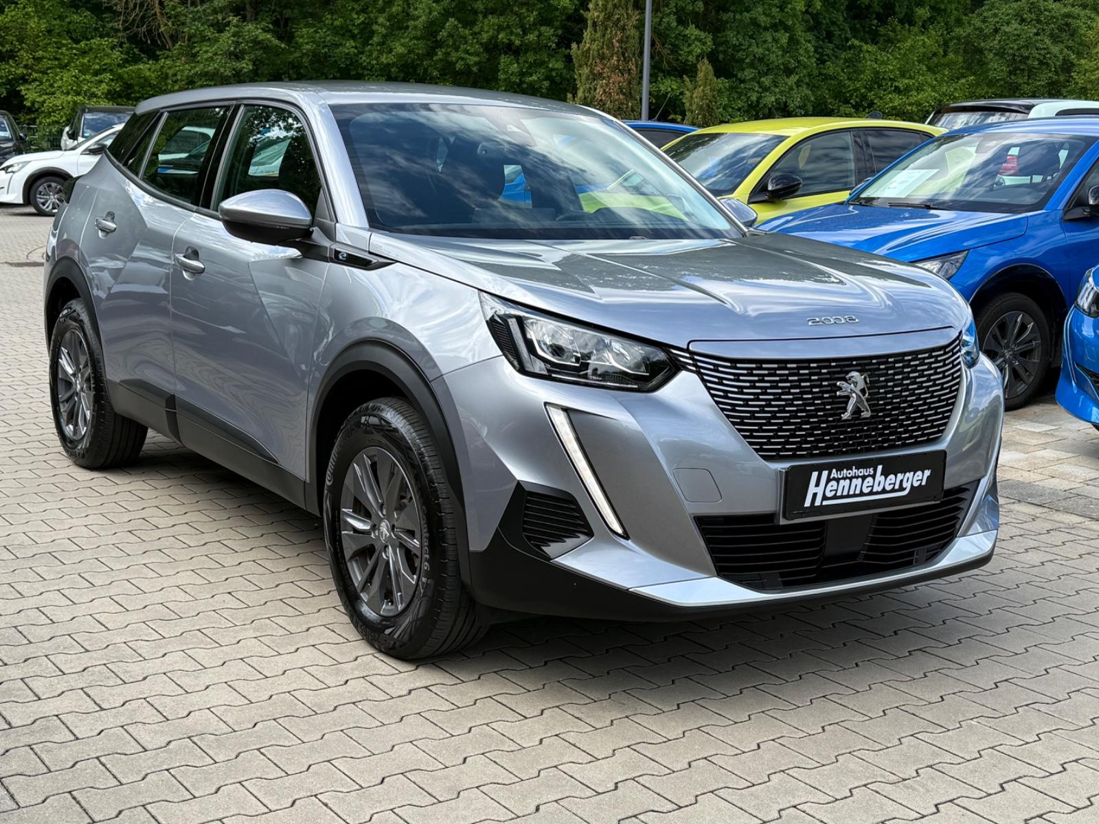 Peugeot e-2008 Active Pack |SHZ| Wärmepumpe |CarPlay|LED