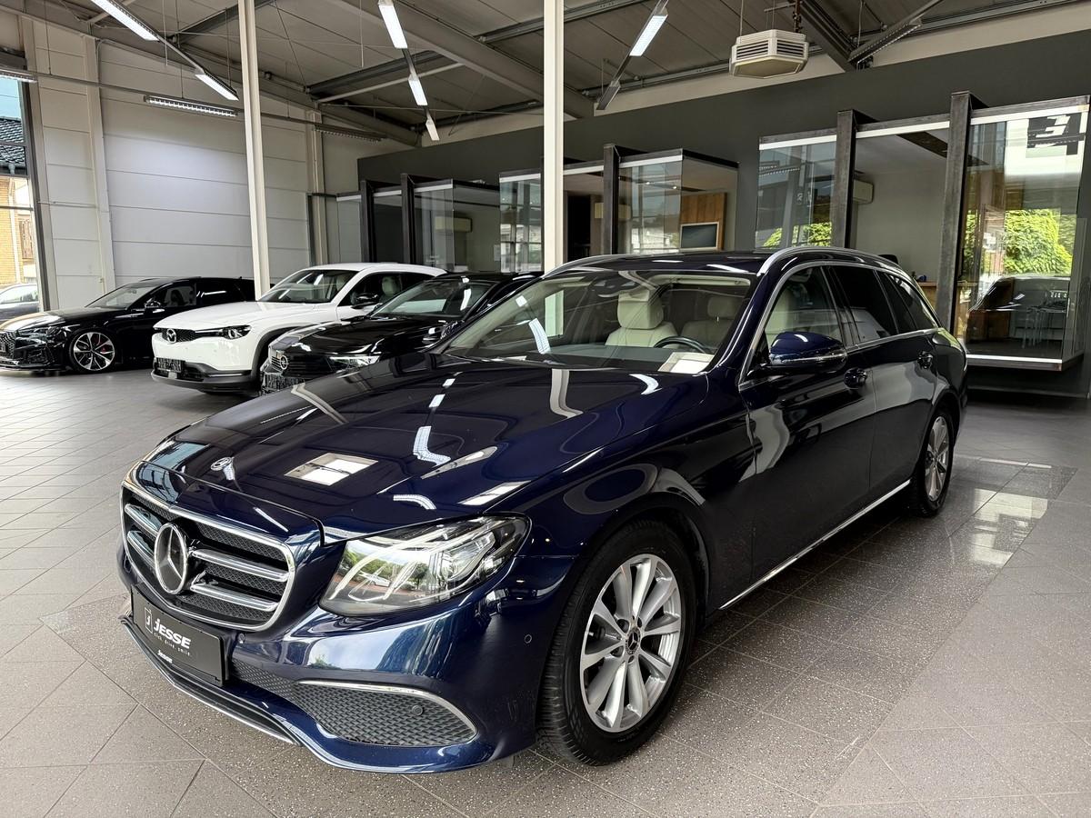 Mercedes-Benz E 200 d T Avantgarde LED Distr+ Widescreen AHK 