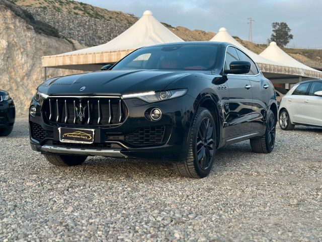 Maserati Levante V6 Diesel 275 CV AWD Granlusso