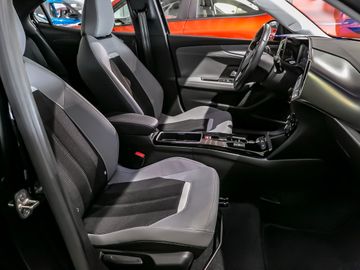 Opel Mokka e Elegance Fahrerassistenz-Paket Kamera