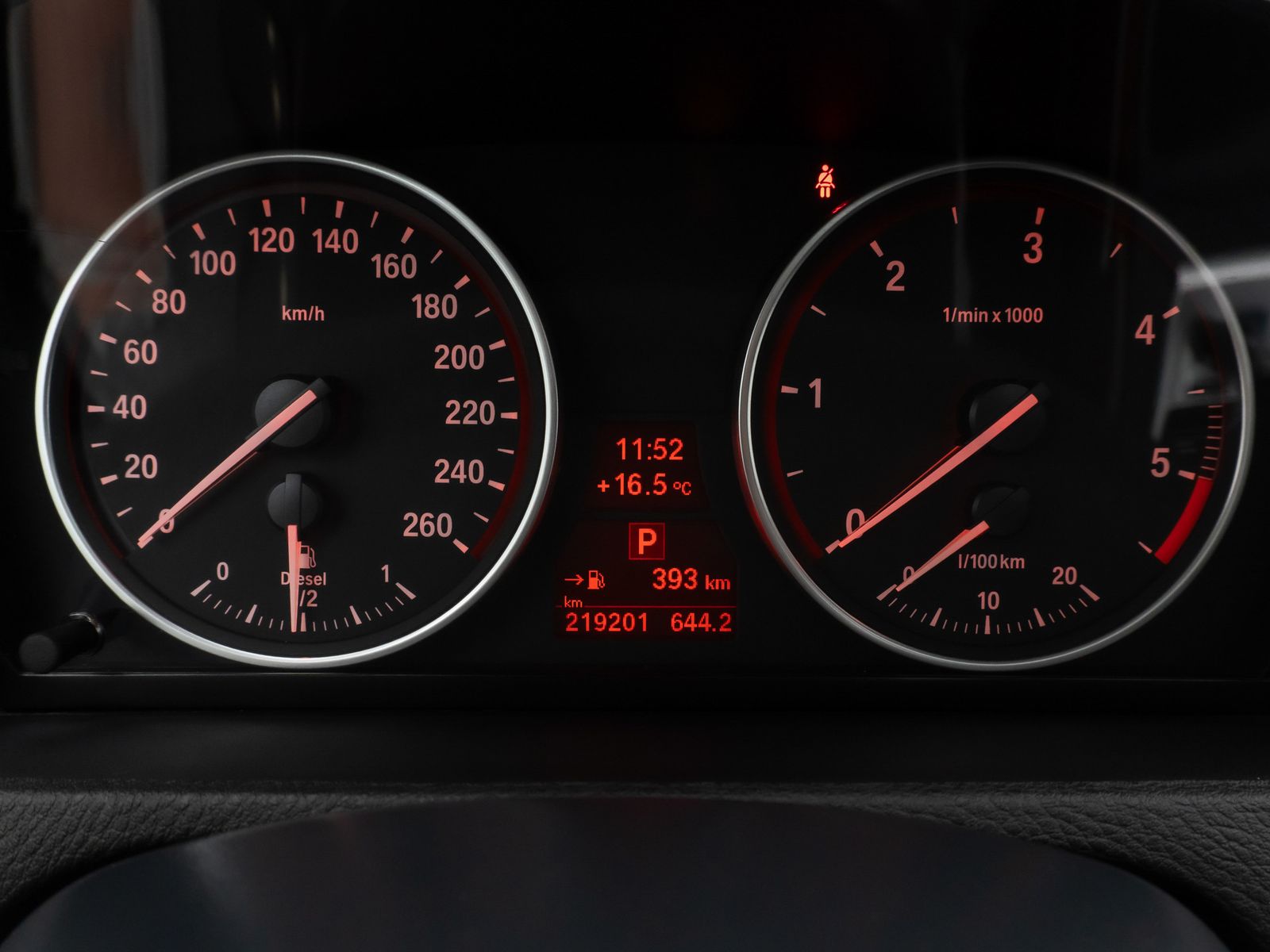 Fahrzeugabbildung BMW X5 xD40d Sport Panorama Kamera HUD HiFi SoftCL