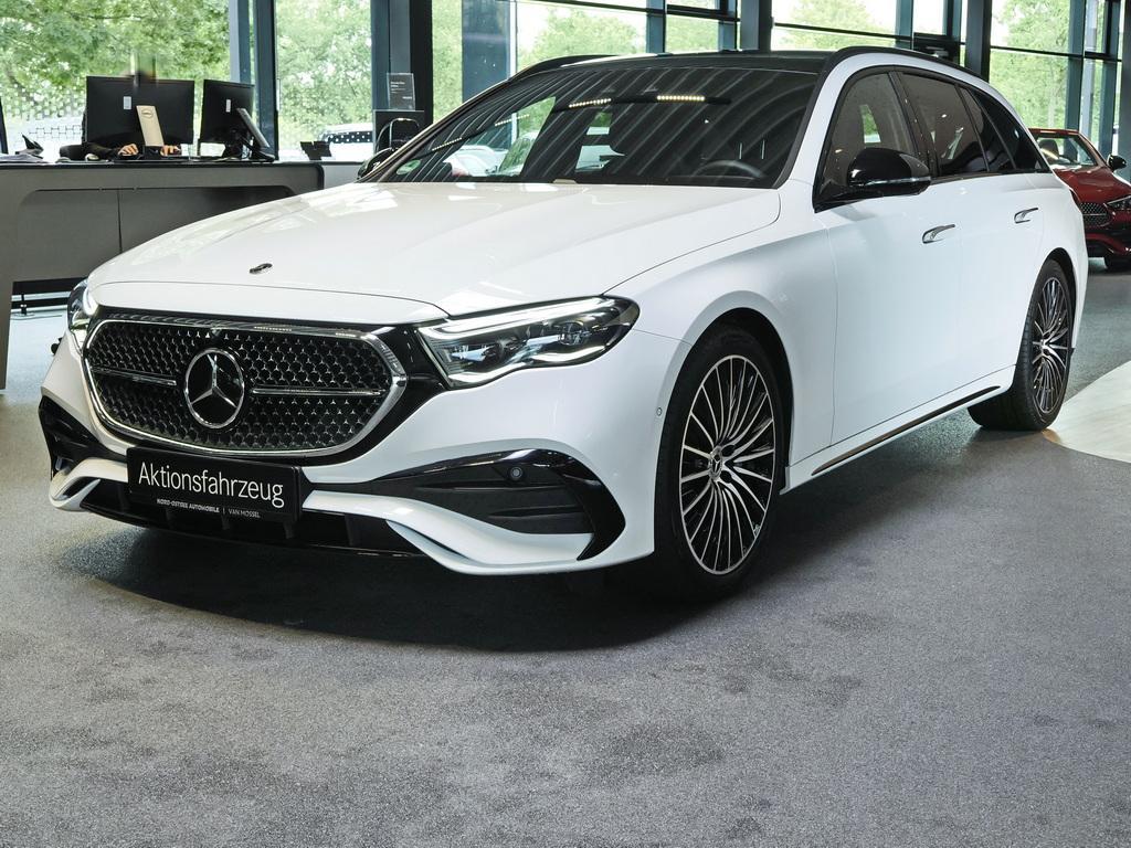 Mercedes-Benz E 220 d T AMG NIGHT PANO DISTRONIC 4D-SOUND