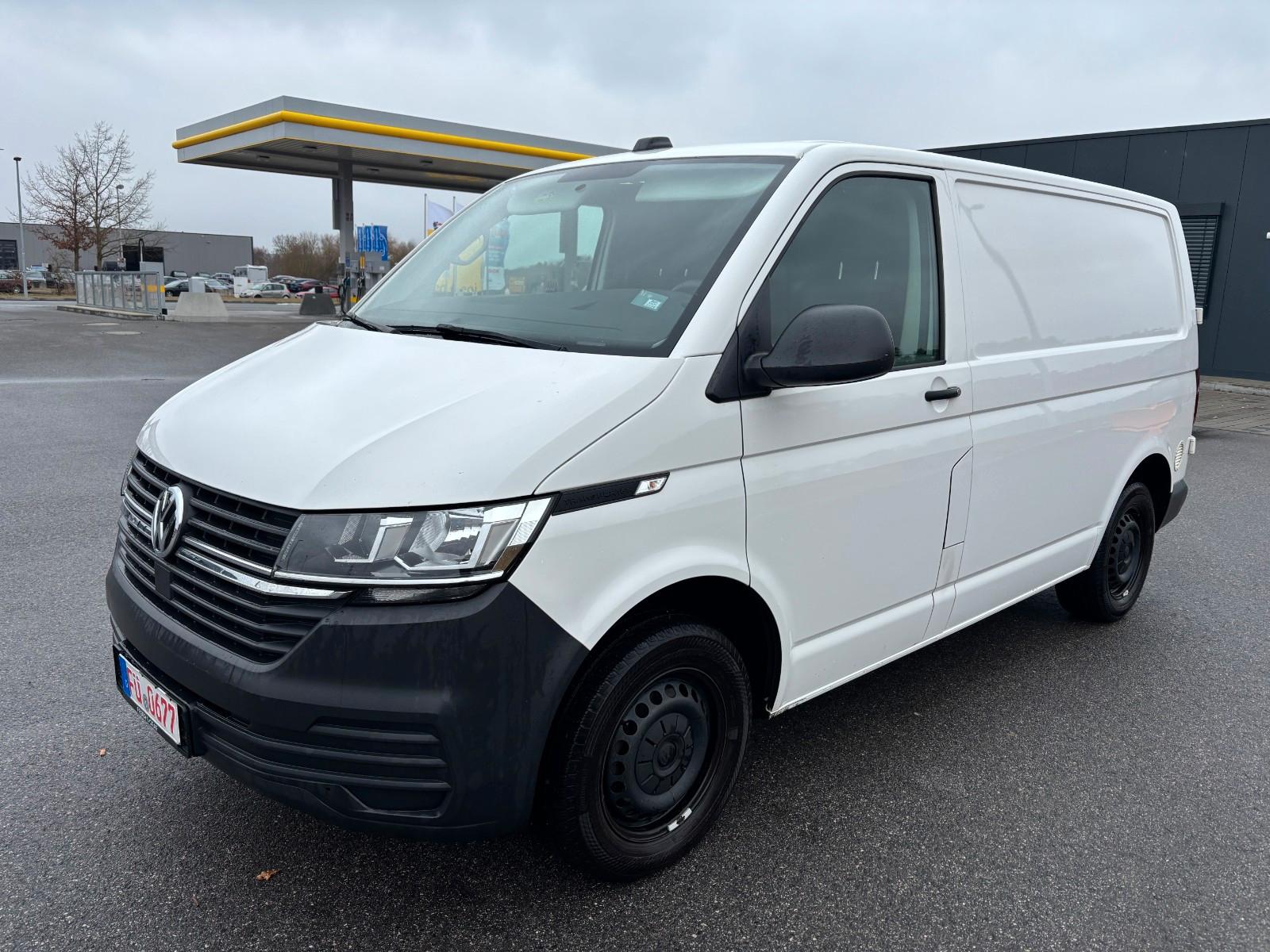 Volkswagen T6 Transporter CarPlay Navi Klima 3 Sitze