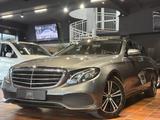 Mercedes-Benz E 200T 4MATIC PANORAMA STANDHEIZUNG AHK COMAND L - Mercedes-Benz E 200 in Bonn