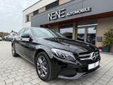 Mercedes-Benz C 200 Avantgarde - Mercedes-Benz C 200 mit Benzin-Antrieb: Limousine, Schaltgetriebe