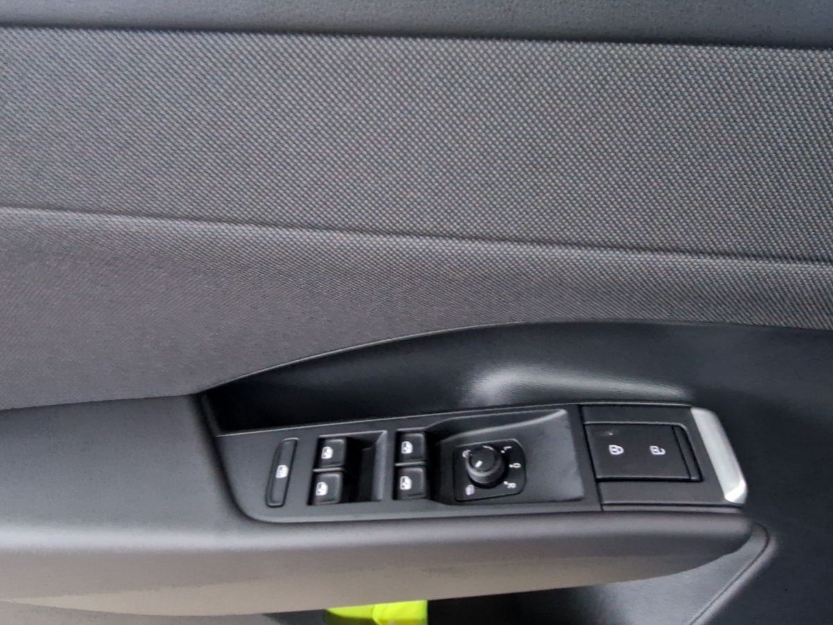 Volkswagen T-Roc - Bild 11