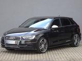 Audi S3 Sportback 2.0 TFSI quattro/ Design Selection - Audi S3 in Chemnitz