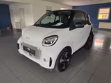 Smart ForTwo coupe EQ | Panorama | CarPlay | Exclusive - Smart ForTwo Gebrauchtwagen in Frankfurt