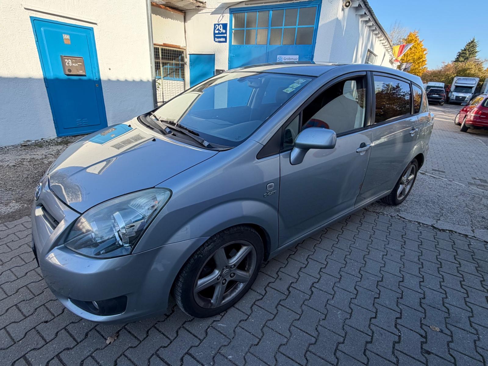 Toyota Corolla Verso 2009 — photo 9