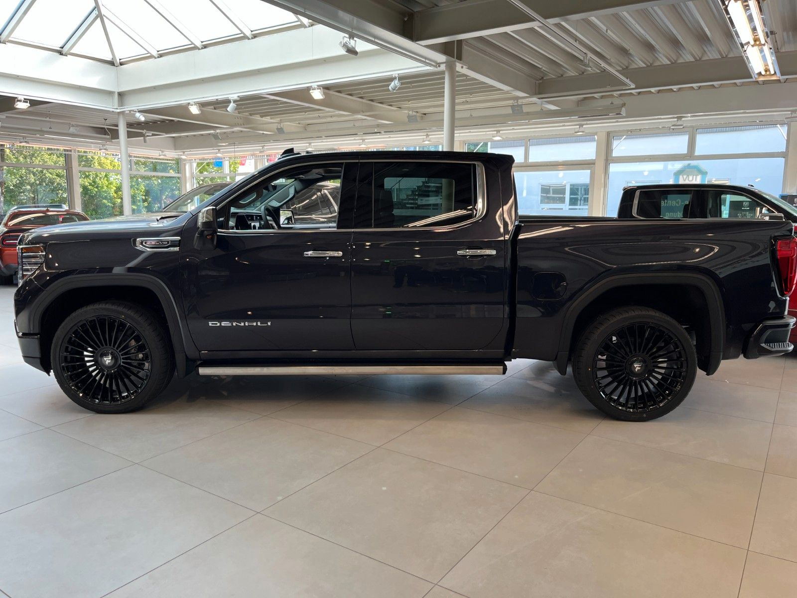 Fahrzeugabbildung GMC Sierra 1500 Denali 6.2 LPG*HeadUp*360°