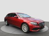 Mercedes-Benz E 300 de  T-Modell Avantgarde LED AHK NAVI KAM 1 - Mercedes-Benz E 300: T Modell