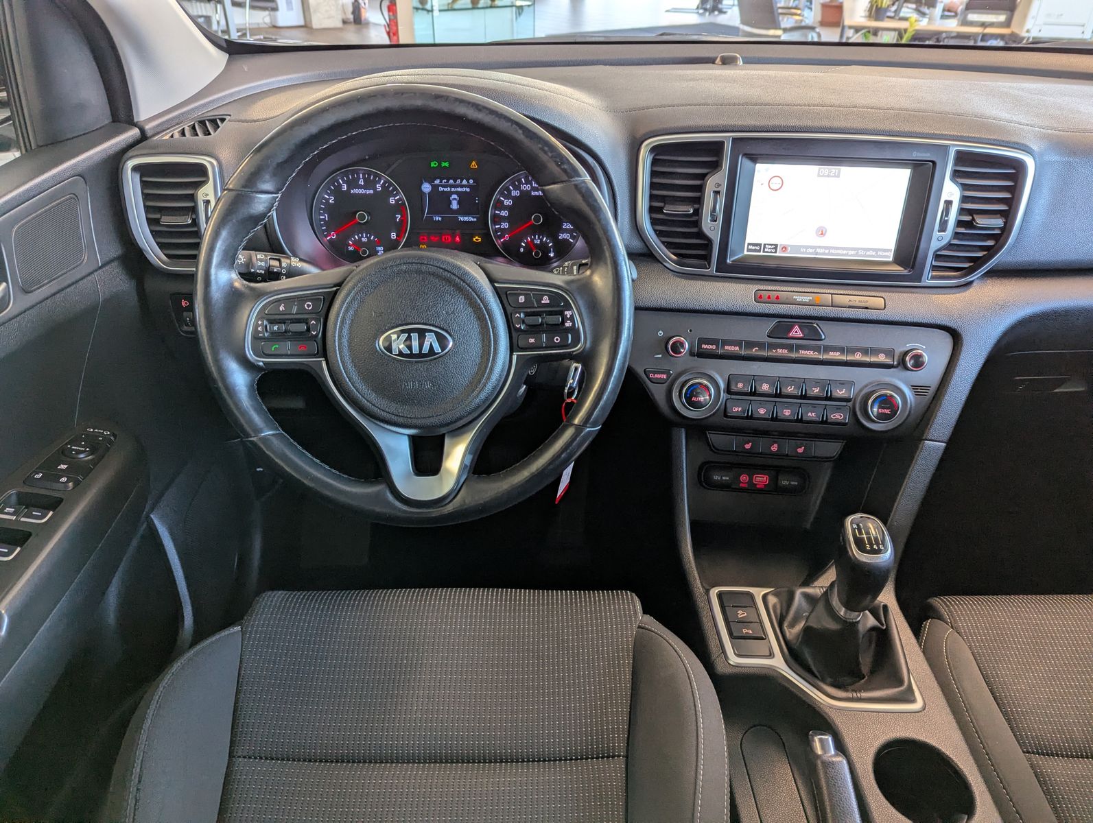 KIA Sportage 1,6 GDI Vision Komfort-Paket Kamera AHK - Image 18