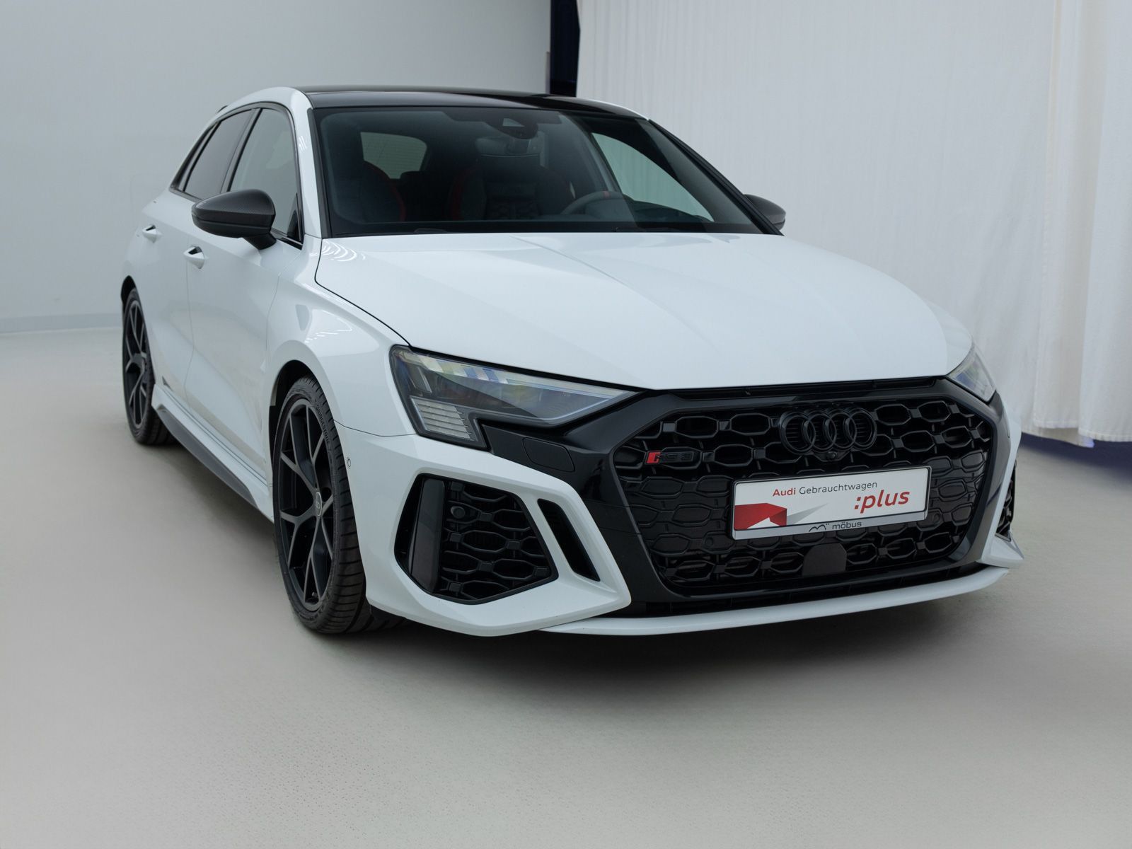 Audi RS 3 Sportback TFSI TIP-TRO QUA MAGNET PANO B&O foto 4