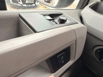 Volkswagen Crafter - 11