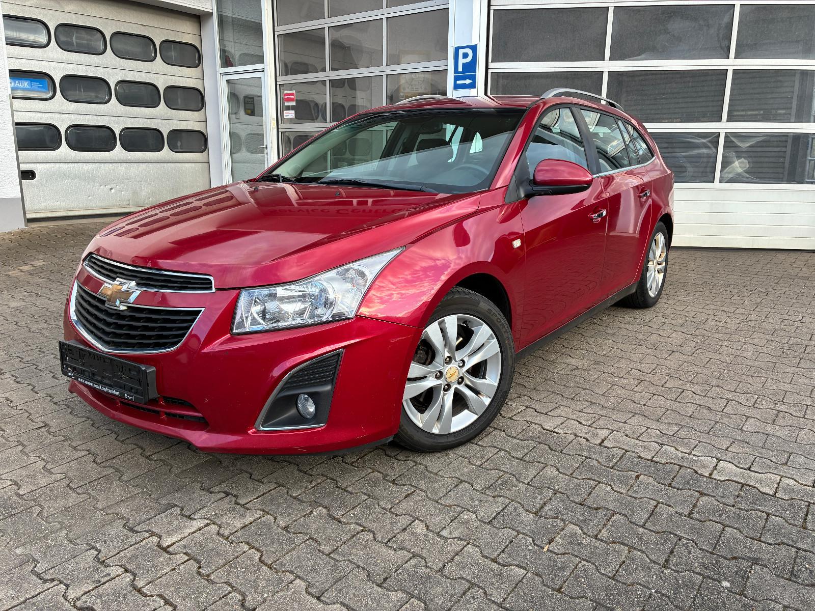Chevrolet Cruze Station Wagon LTZ - AHK -