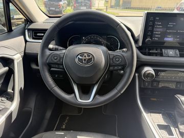 Toyota RAV 4 - 10