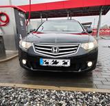 Honda Accord 2.4 Executive Automatik Executive - schwarze Honda Accord