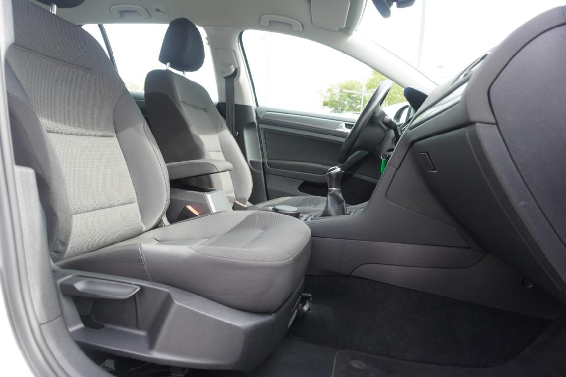 Volkswagen Golf VII Variant 1.0 Comfortline ACC PDC Klimaau
