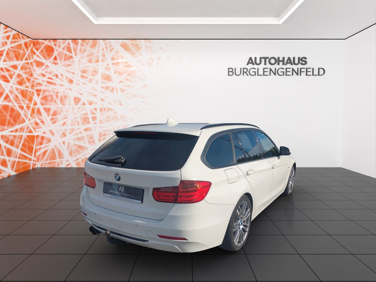Fahrzeugabbildung BMW 335 Baureihe 3 Touring 335d xDrive