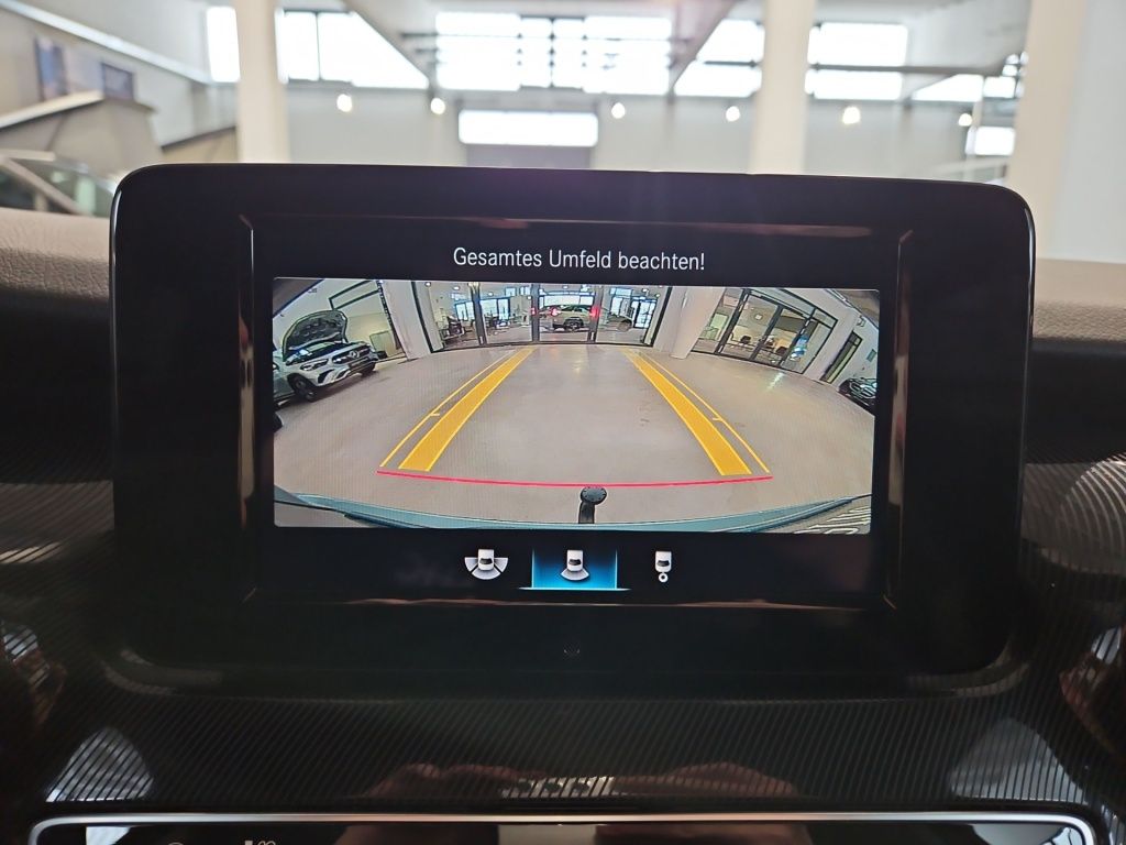 Fahrzeugabbildung Mercedes-Benz V 220 ED kompakt 7 Sitze LED STHZ 2,5t AHK MBUX