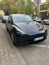 Tesla Model Y RWD Standard Range Enhanced Autopilot - Tesla Gebrauchtwagen von 2024
