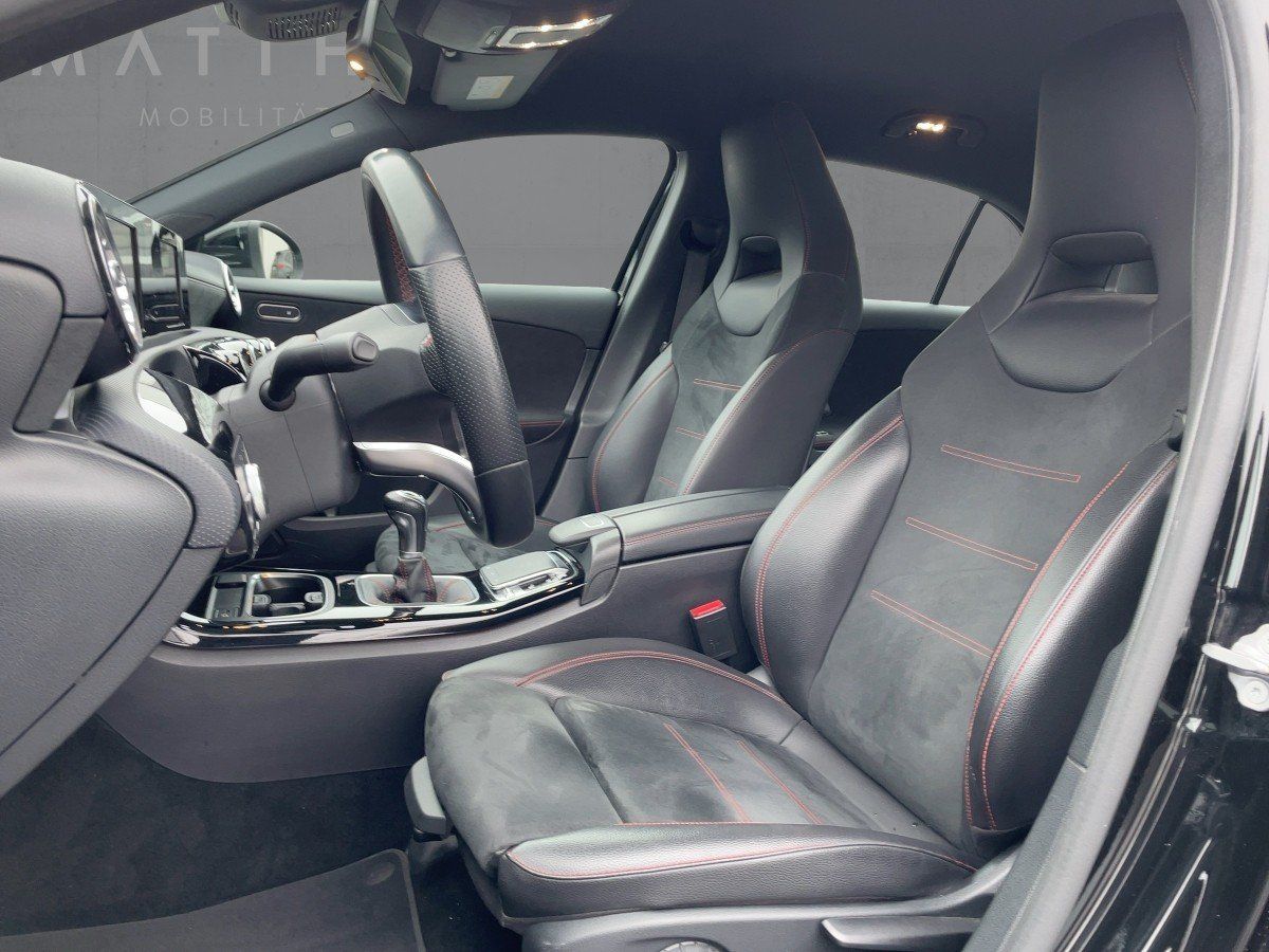 Fahrzeugabbildung Mercedes-Benz A 180 AMG/LED/Tempomat/Navi