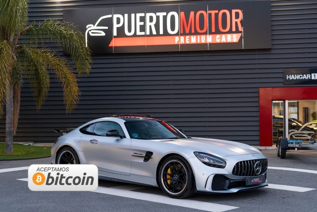 Image of Mercedes-Benz AMG GT R