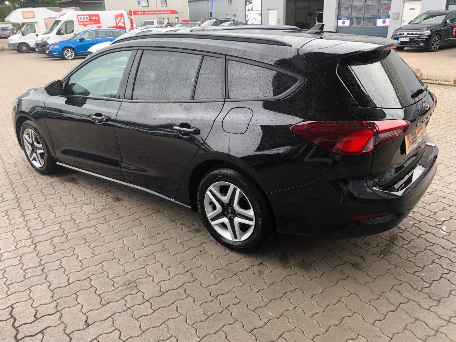 Fahrzeugabbildung Ford Focus Turnier Cool & Connect