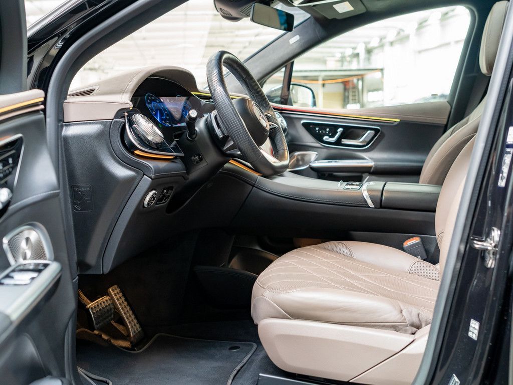 Mercedes-Benz EQE 500 4M AMG Sport Premium Hyperscreen BT SUV foto 22