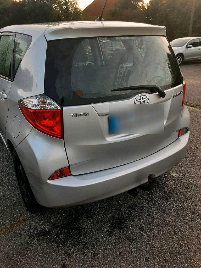 Toyota Verso-S 2011 — photo 6