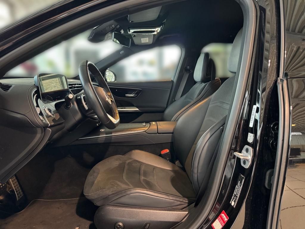 Fahrzeugabbildung Mercedes-Benz E 220 d T AMG AHK MBUX LED KeyLess SHZ Ambiente