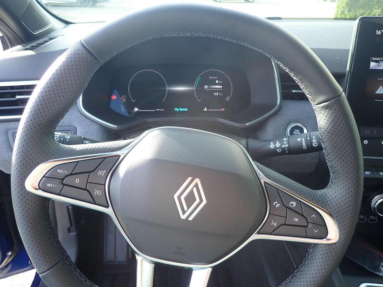 Fahrzeugabbildung Renault Clio KISS TCe 90