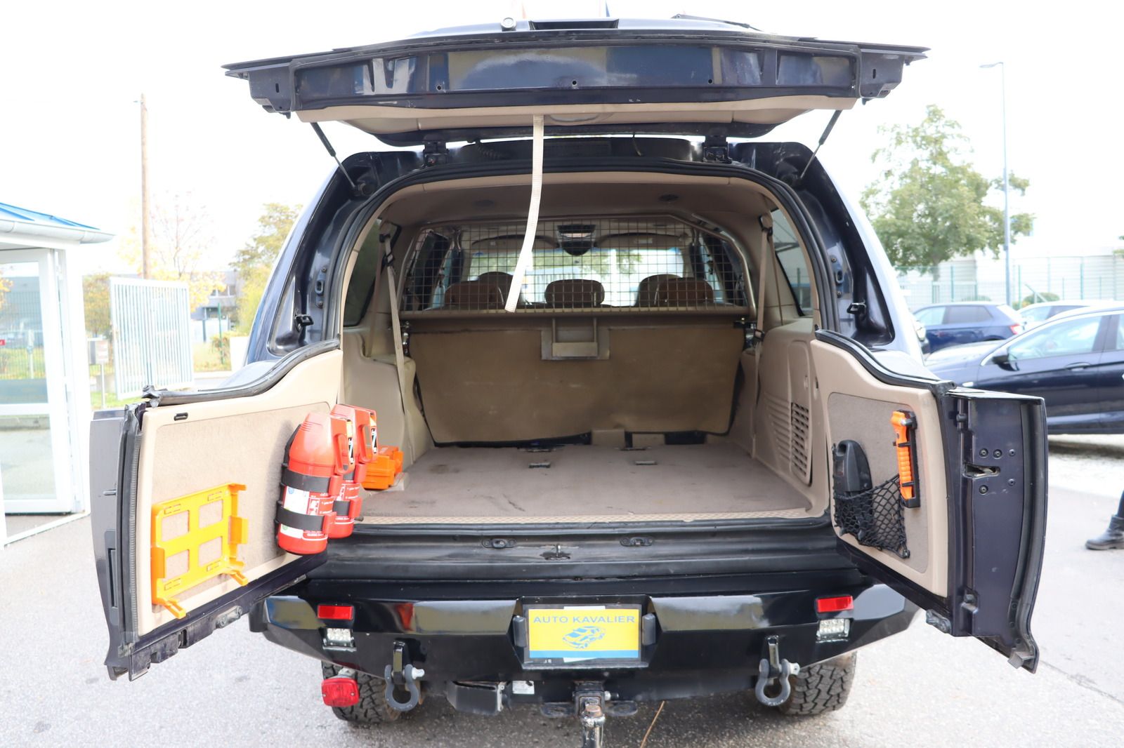 Fahrzeugabbildung Ford Excursion * HU/AU 02.26 * Sitzhzg. * Rückfahrk.