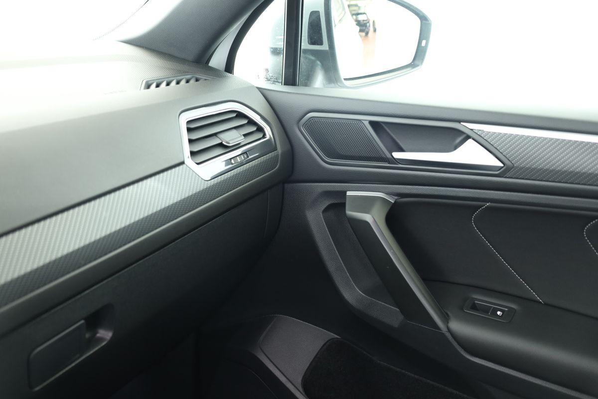 Volkswagen Tiguan Allspace 2.0 TDI 4M DSG R-Line 7 Pano Kam